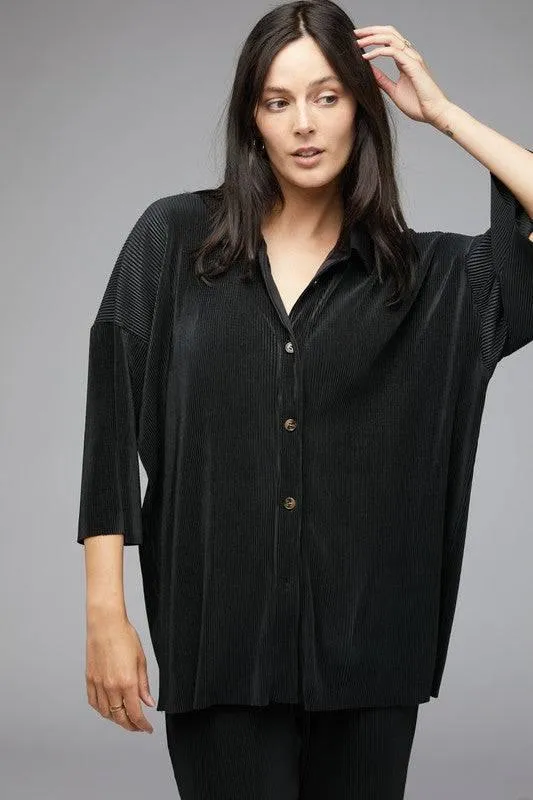 Half sleeve button-down shirt