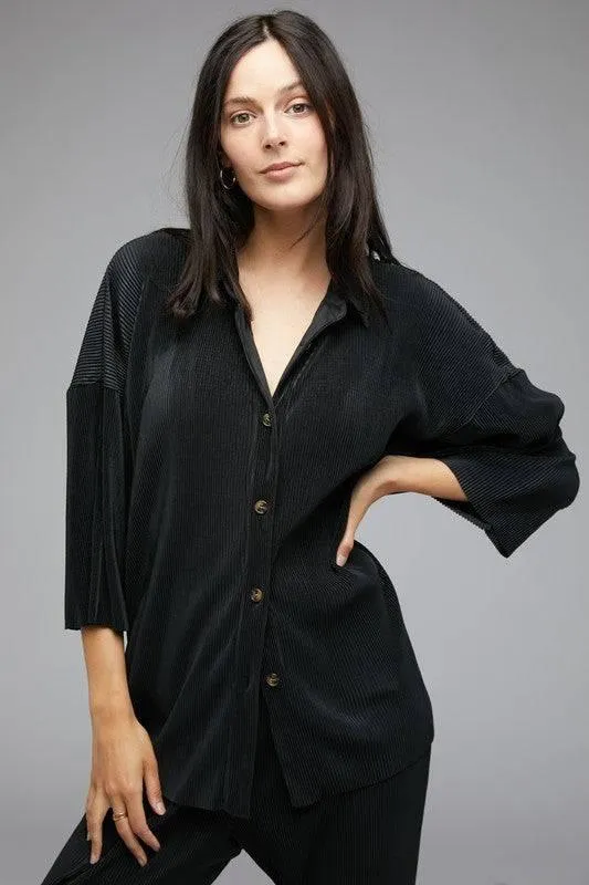 Half sleeve button-down shirt