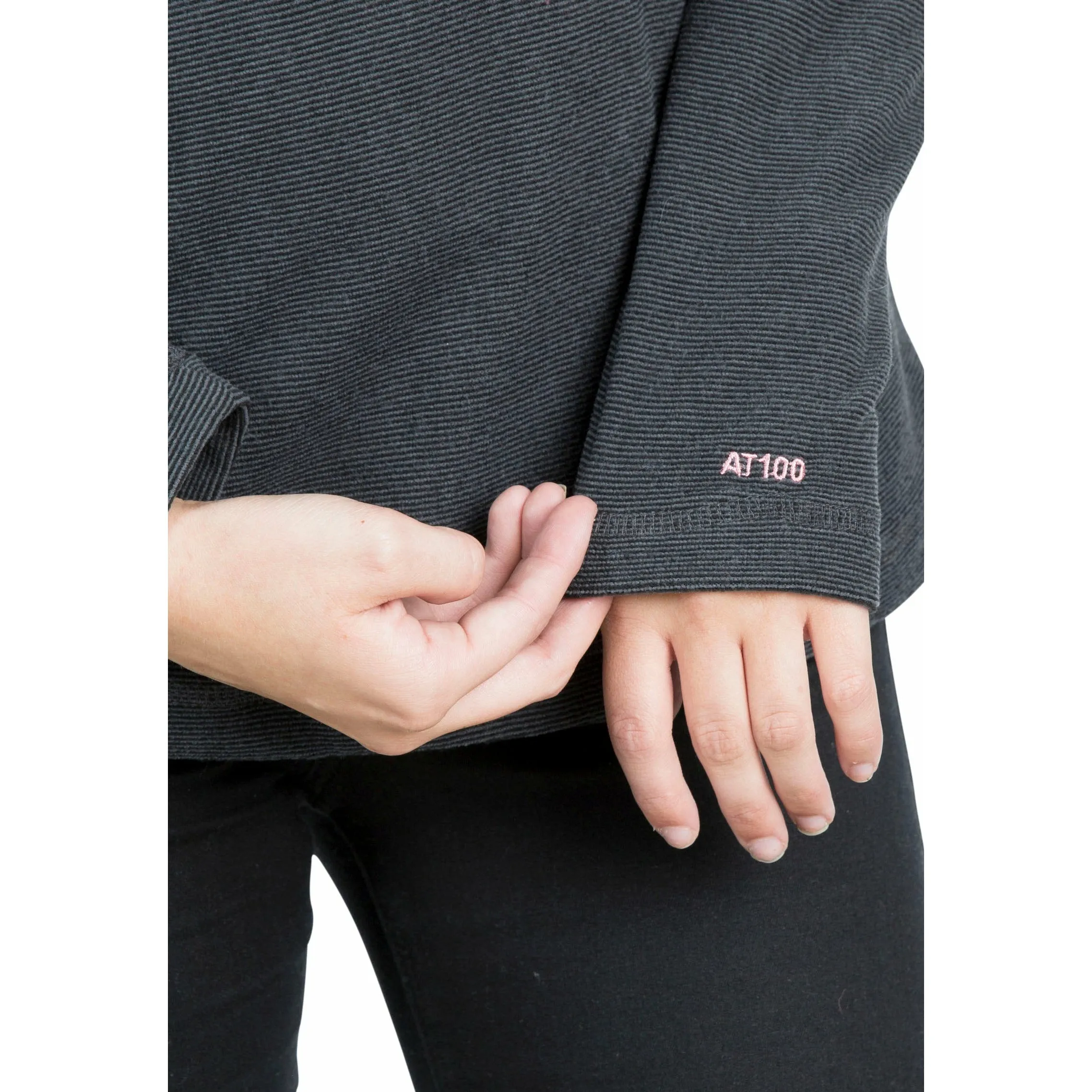 Meadows Womens 1/2 Zip Fleece in Charcoal