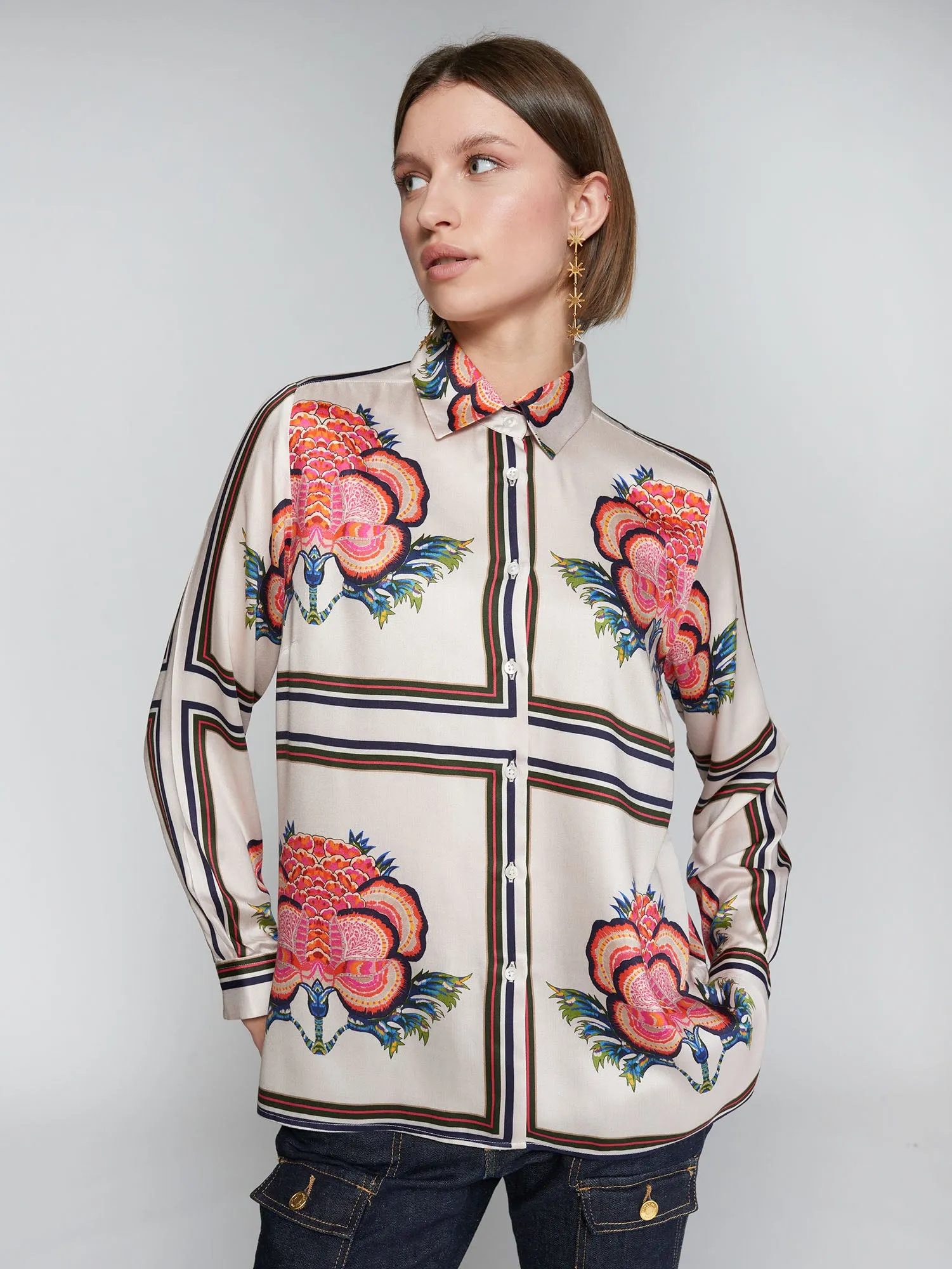 Vilagallo Flowers In The Window Print Shirt